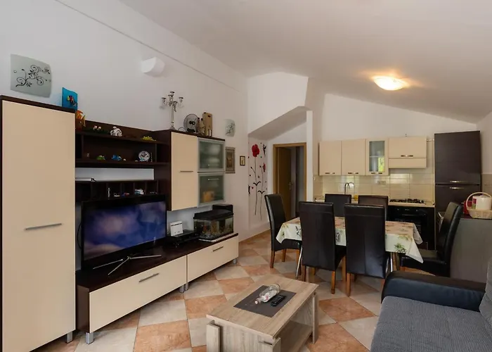 Apartment L&L