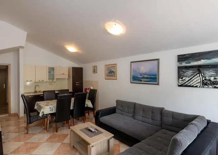 Apartment L&L